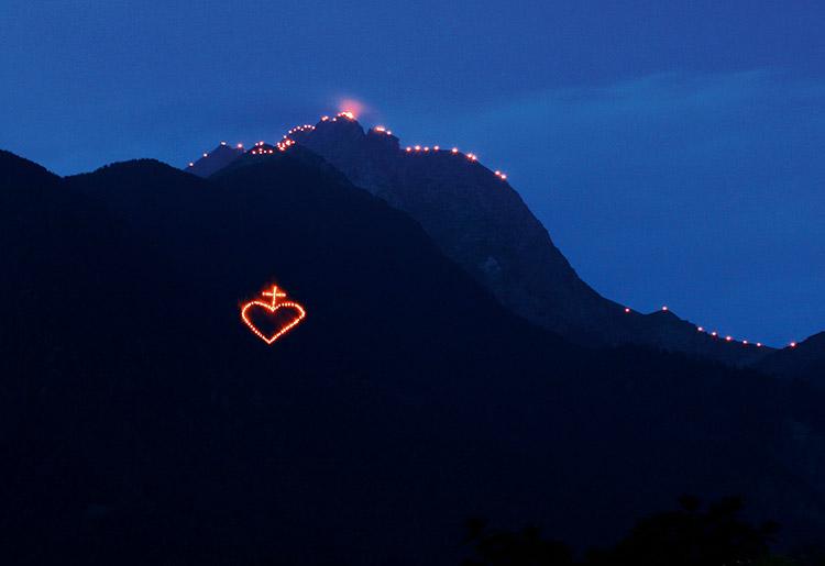 Herz Jesu Feuer Südtirol